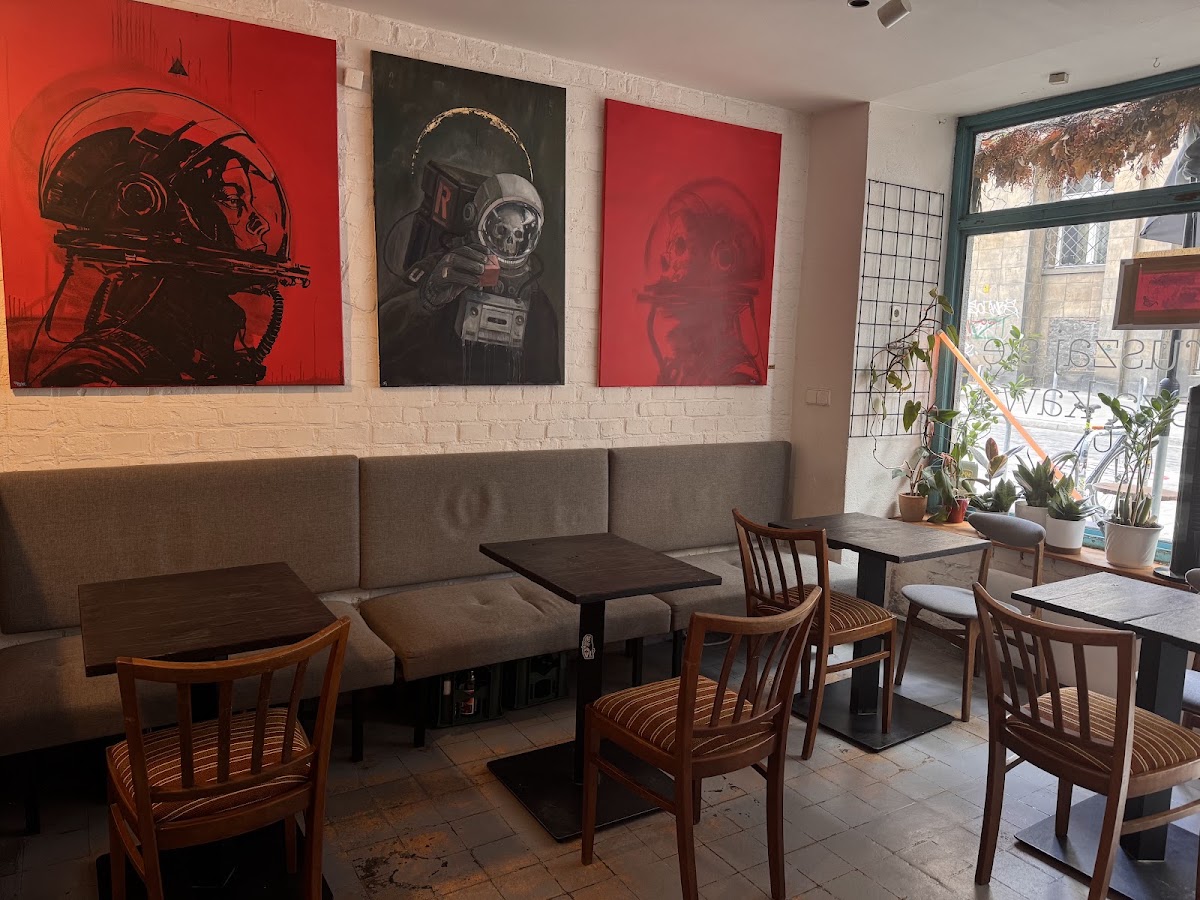 cafe rozrusznik — Cafe