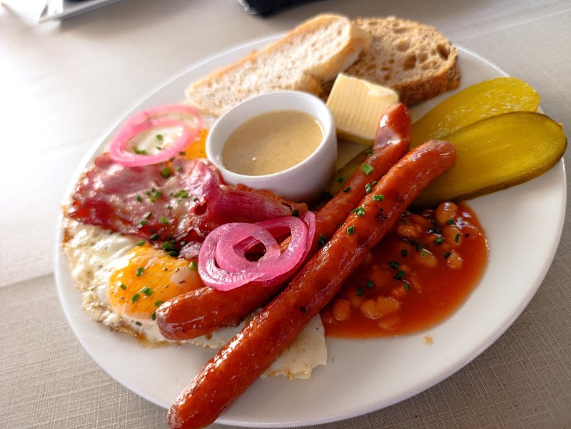 Giselle Cafe Bistro